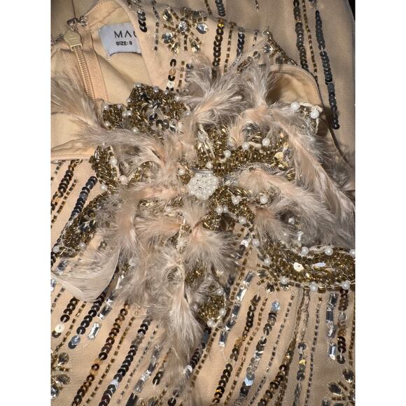 Mac Duggal Gold Embellished Floral Detail One Shoulder Gown NWT Size 8 - Picture 10 of 10